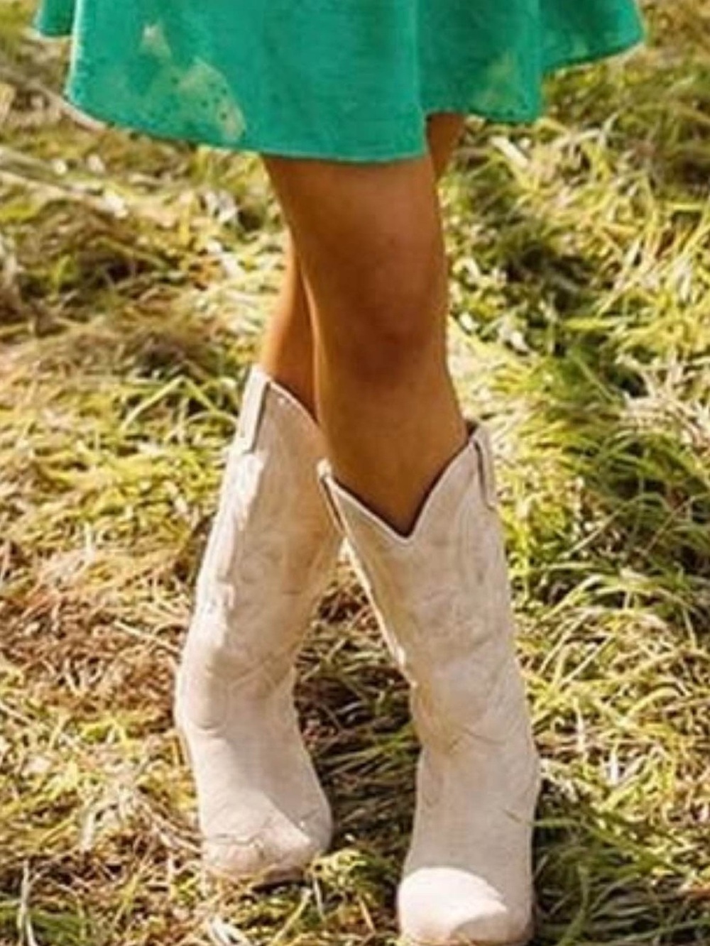 Women’s Cream Western Cowboy Boots - Stylish Mid-Calf Fashion